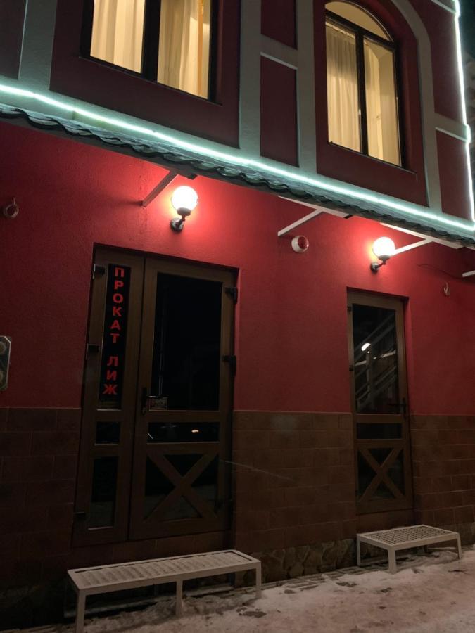 Hotel Kalyna Vorohta Kültér fotó