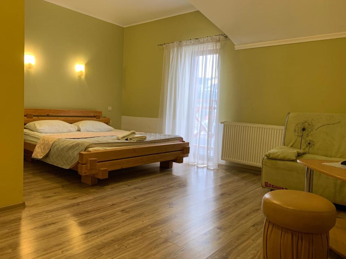 Hotel Kalyna Vorohta Kültér fotó