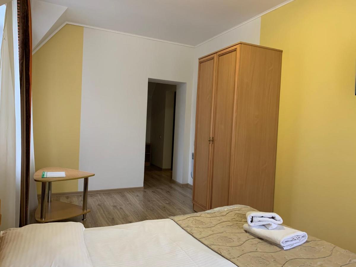 Hotel Kalyna Vorohta Kültér fotó