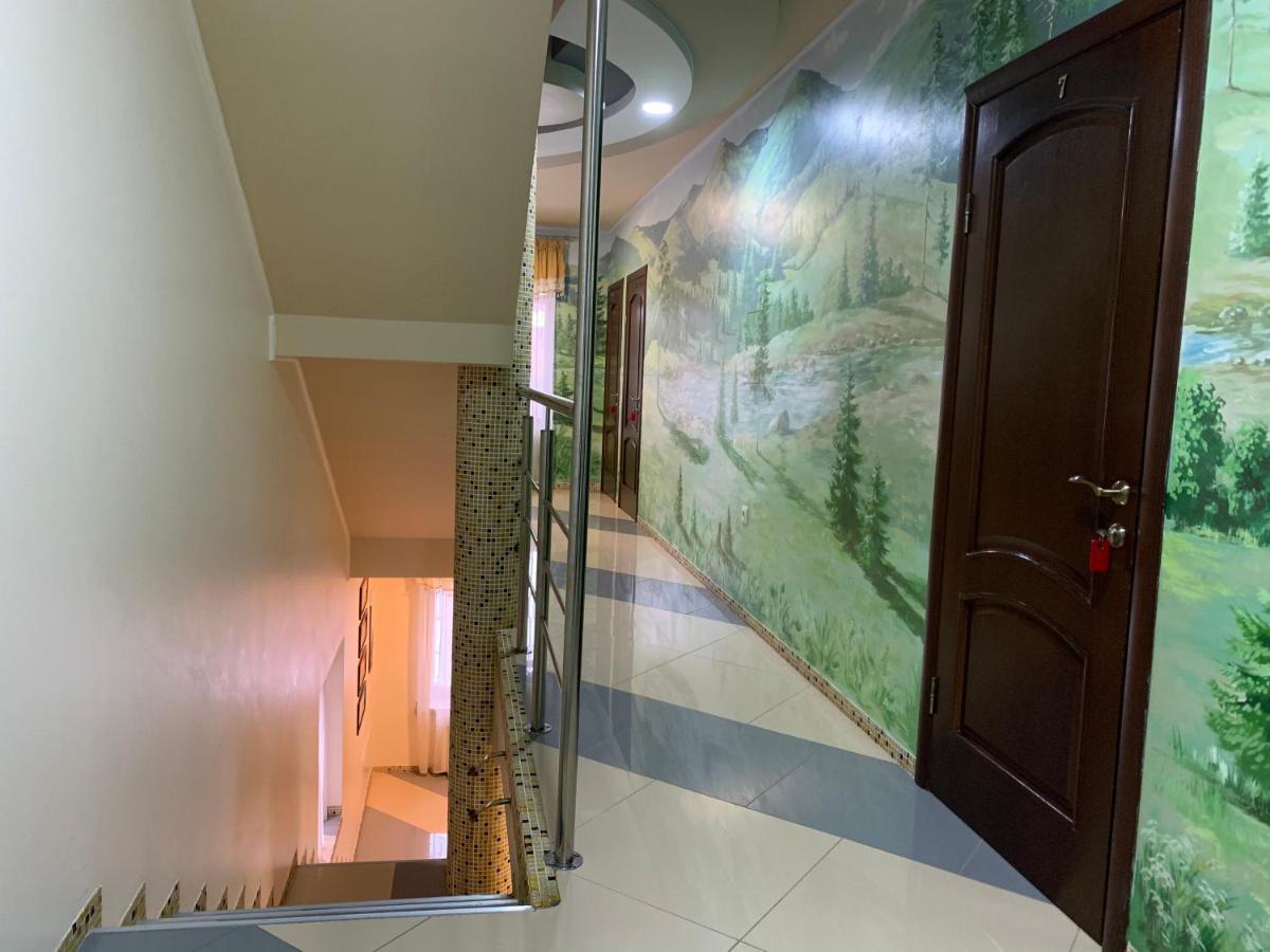Hotel Kalyna Vorohta Kültér fotó