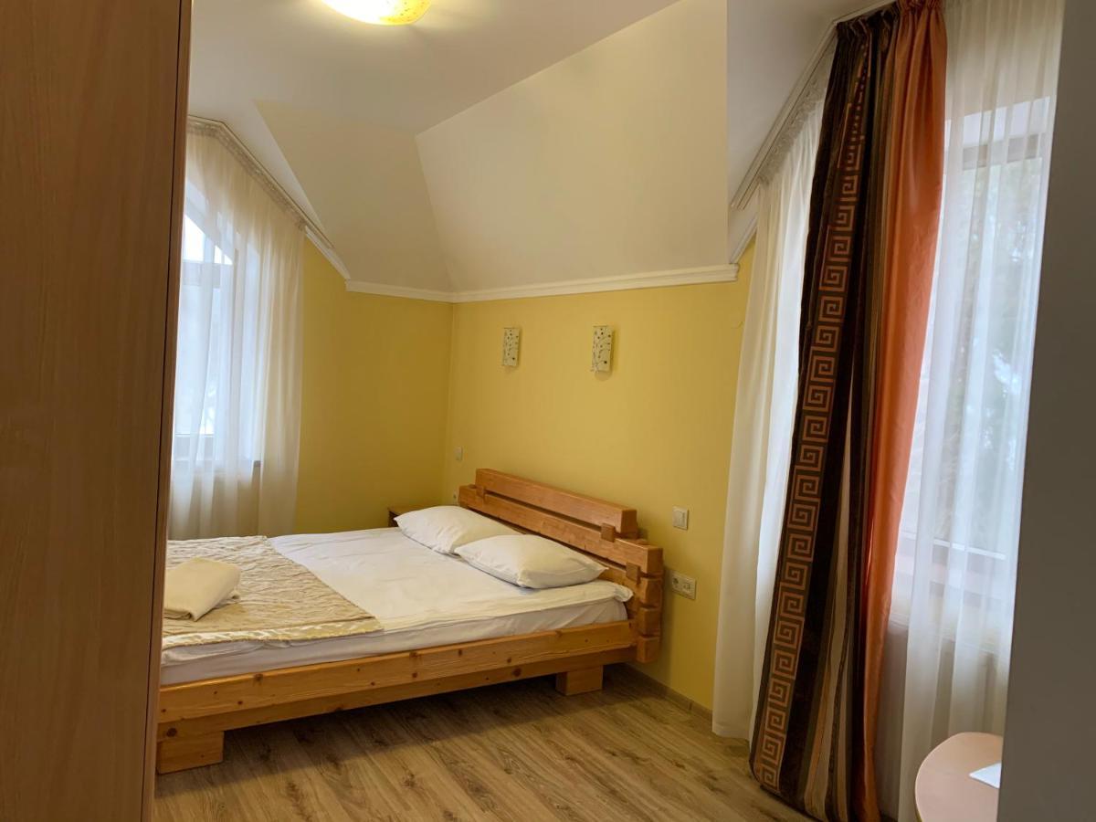 Hotel Kalyna Vorohta Kültér fotó