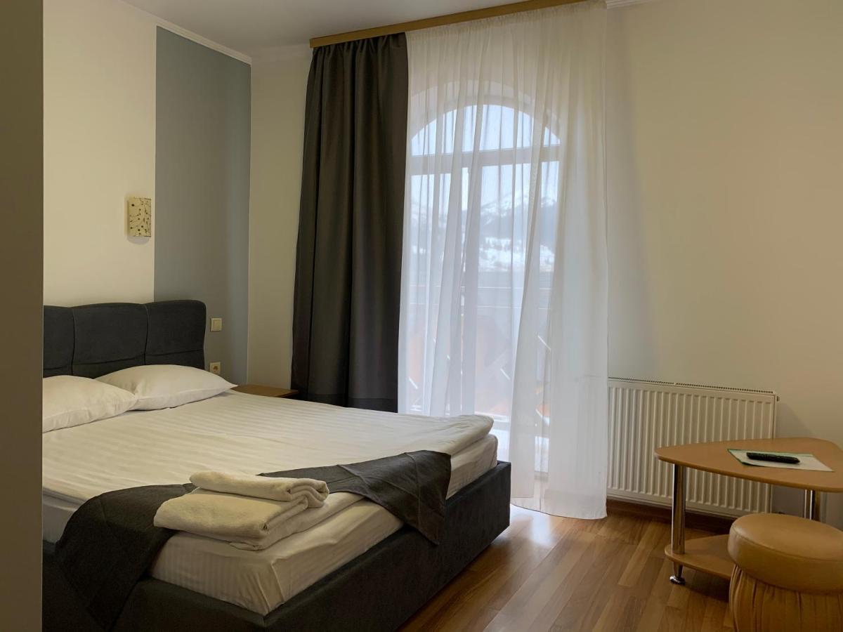 Hotel Kalyna Vorohta Kültér fotó