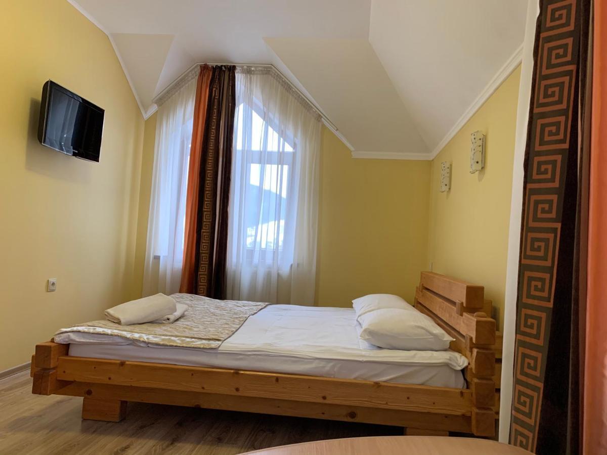 Hotel Kalyna Vorohta Kültér fotó