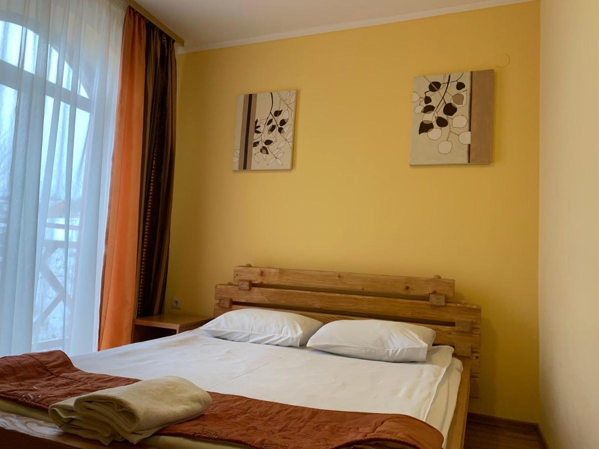 Hotel Kalyna Vorohta Kültér fotó