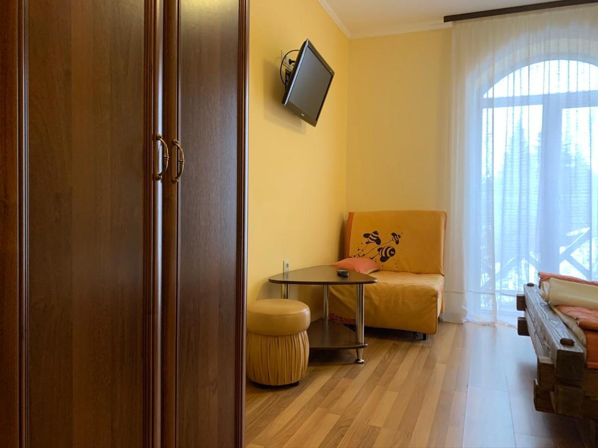Hotel Kalyna Vorohta Kültér fotó